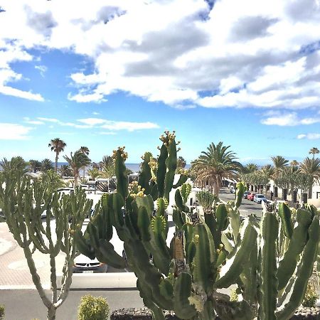 Cozzy Apartment Con Vista Al Mar Costa Teguise Exterior foto
