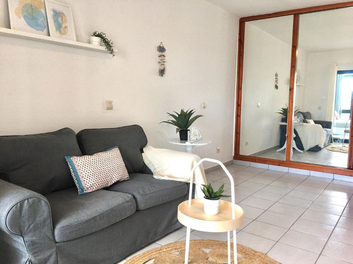 Cozzy Apartment Con Vista Al Mar Costa Teguise Exterior foto