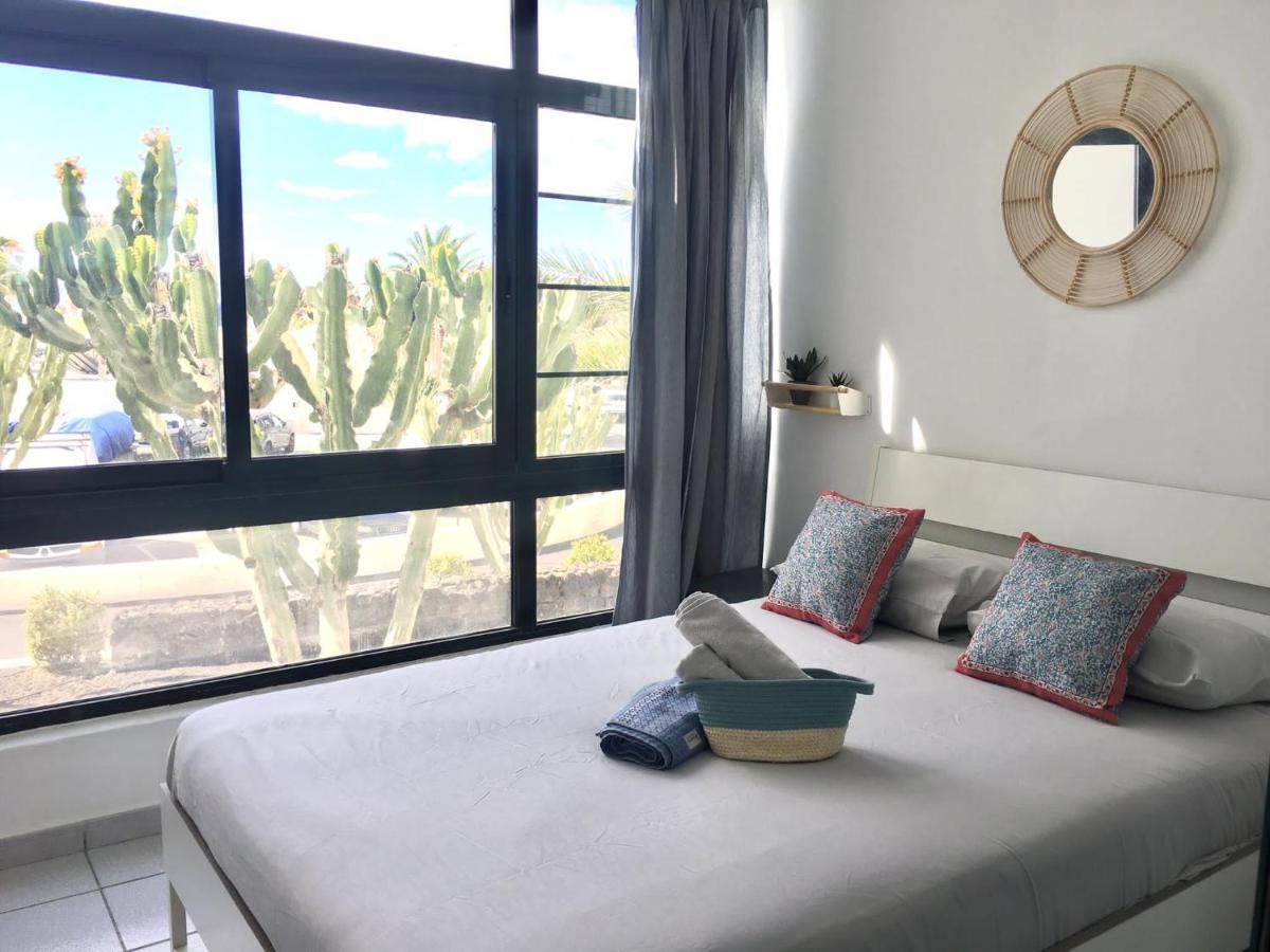 Cozzy Apartment Con Vista Al Mar Costa Teguise Exterior foto